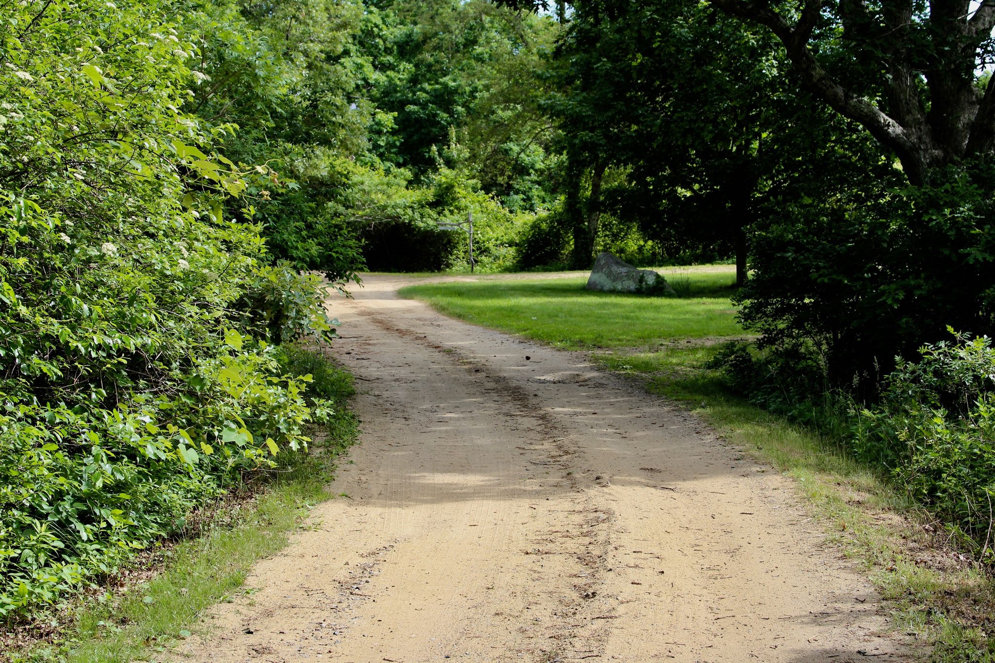 dirt road